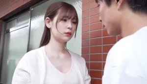Chồng yêu tẻ nhạt, vợ nhận ra cậu thanh niên gần nhà tốt hơn